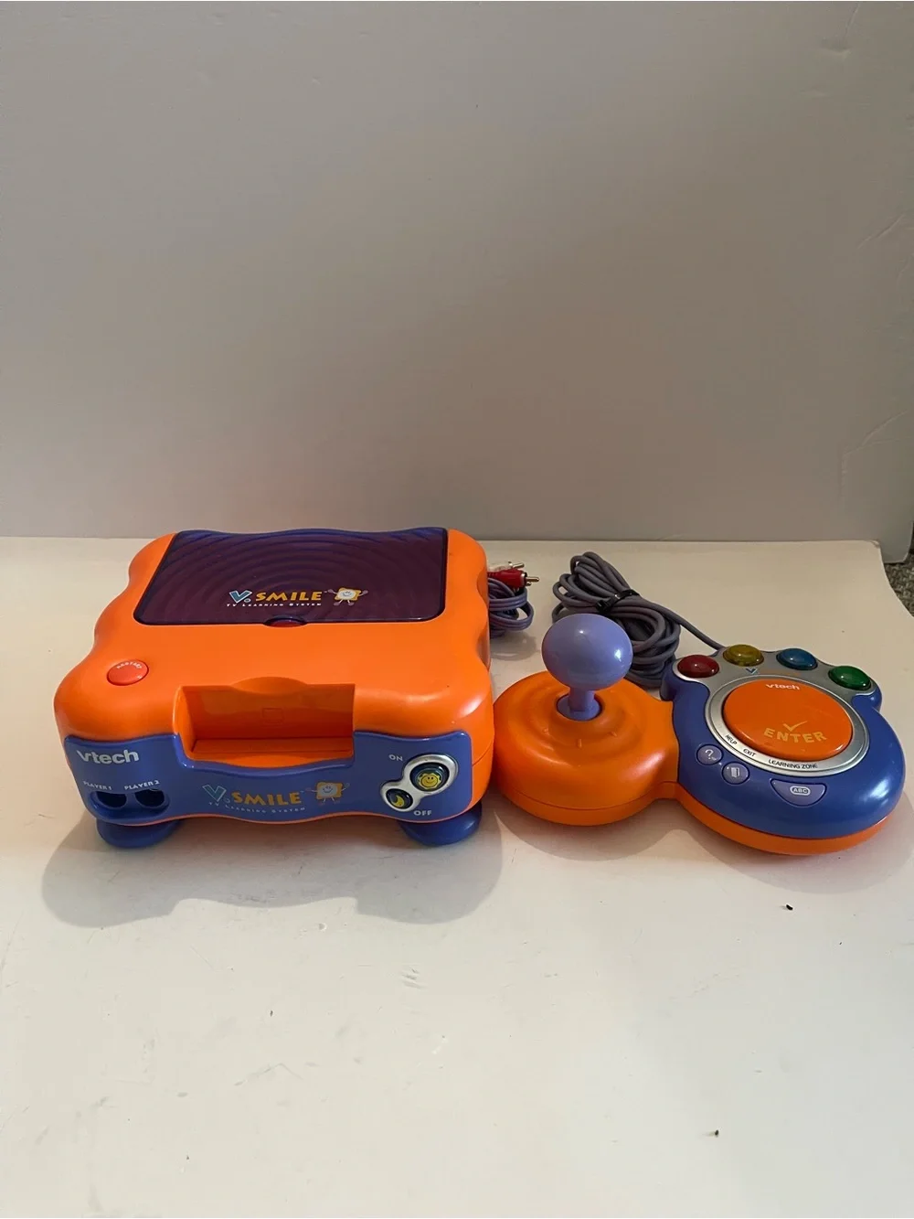 Vtech V.Smile TV Learning System Console w/1 controller UNTESTED